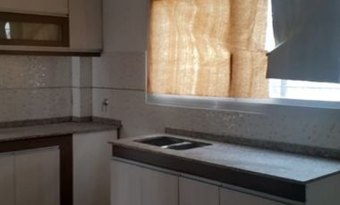 Casa en venta en Ezpeleta Este
