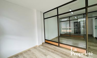oficina en arriendo/venta en el chico. Cod A300