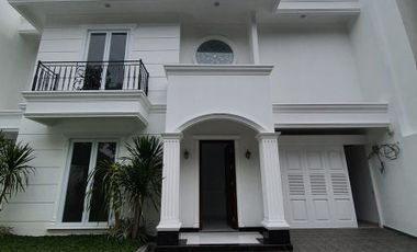 DIJUAL RUMAH / TOWNHOUSE VILLA DELIMA at Jl LEBAK BULUS, JAKSEL