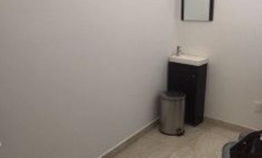 Venta o Renta Oficina seminueva, Pasaje Interlomas Terraz (R)
