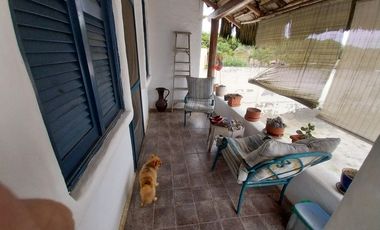 Puerto Cayo - Villa La Boca: Se Vende Casa en Zona Rural y Frente al Mar en Puerto Cayo