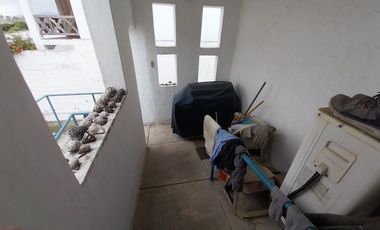 Puerto Cayo - Villa La Boca: Se Vende Casa en Zona Rural y Frente al Mar en Puerto Cayo