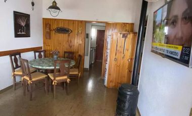 Departamento en venta - 2 Dormitorios 1 Baño - Cochera - 50Mts2 - Villa Gesell