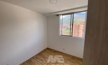 apartamento en arriendo en  niquia. Cod A65281