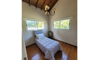 CHALET 4 DORM CON PILETA  ALQUILER TEMPORADA SIERRA DE LOS PADRES