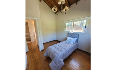 CHALET 4 DORM CON PILETA  ALQUILER TEMPORADA SIERRA DE LOS PADRES