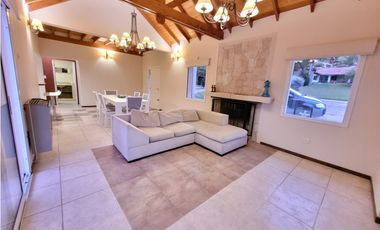 CHALET 4 DORM CON PILETA  ALQUILER TEMPORADA SIERRA DE LOS PADRES