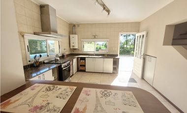 CHALET 4 DORM CON PILETA  ALQUILER TEMPORADA SIERRA DE LOS PADRES