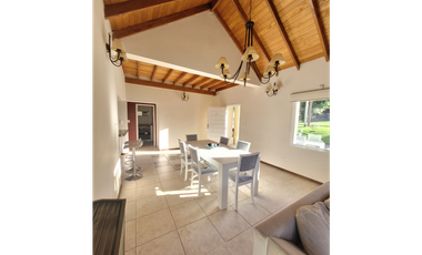 CHALET 4 DORM CON PILETA  ALQUILER TEMPORADA SIERRA DE LOS PADRES