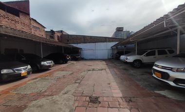 edificio en arriendo en latino. Cod A22136