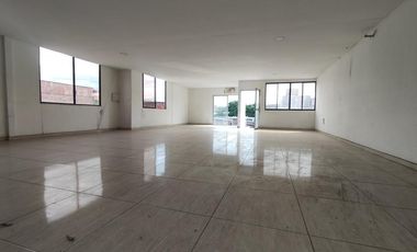 edificio en arriendo en latino. Cod A22136