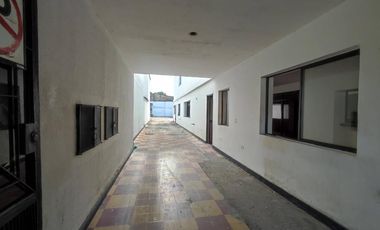 edificio en arriendo en latino. Cod A22136