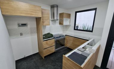 Casa en condominio en venta en Del Valle Norte