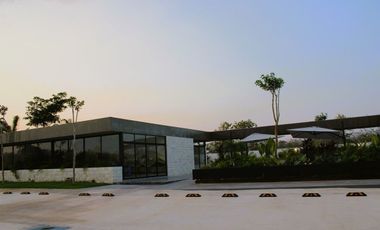 Terreno en venta con múltiples amenidades en Conkal