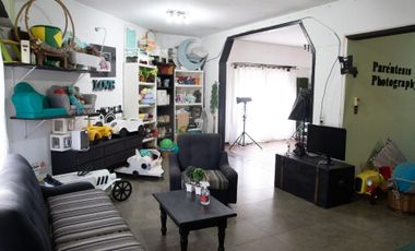Venta casa 7 ambientes garage y terraza en Quilmes