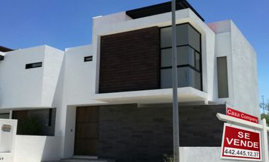 Preciosa Casa en Zibatá, Junto al Campo de Golf, ROOF GARDEN, T.215 m2, de LUJO