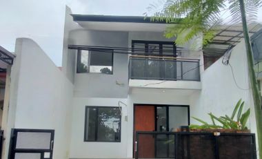 Rumah Minimalis modern di Kencana Loka BSD CITY, 24 jam security