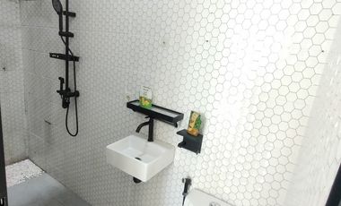 Rumah Minimalis modern di Kencana Loka BSD CITY, 24 jam security