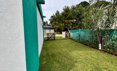 Casa con Pileta. Ubicada en el Nuevo Barrio Alamos, PINAMAR