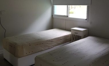 Casa con Pileta. Ubicada en el Nuevo Barrio Alamos, PINAMAR