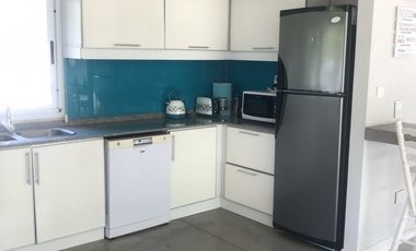 Casa con Pileta. Ubicada en el Nuevo Barrio Alamos, PINAMAR