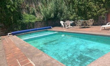 En renta linda casa Vallesana.