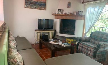 En renta linda casa Vallesana.