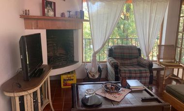 En renta linda casa Vallesana.