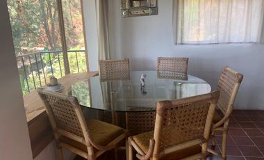 En renta linda casa Vallesana.