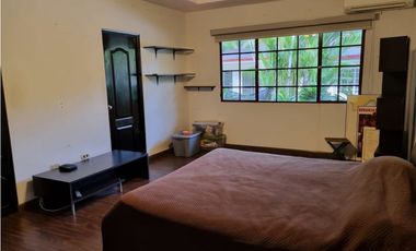 Alquilo Extraordinaria  Casa amoblada en Albrook con Gran espacio