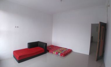 Dijual Ruko 2 Lantai 100 meter ke Jl Raya Wedi-Bayat Klaten.