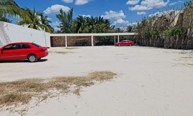Villa en Venta a 200m de la playa con Club De Playa en Telchac