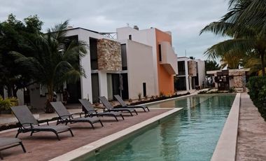 Villa en Venta a 200m de la playa con Club De Playa en Telchac