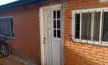 CASA DE 2 DORMITORIOS
