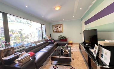 Casa en arriendo en Las Condes