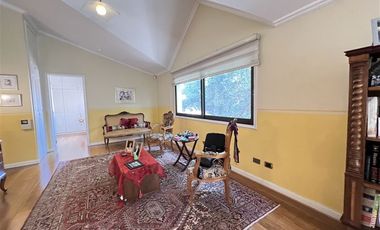 Casa en arriendo en Las Condes