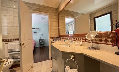 Casa en arriendo en Las Condes
