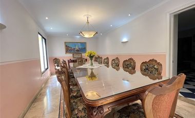 Casa en arriendo en Las Condes