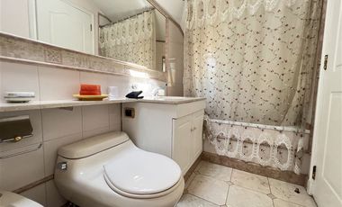 Casa en arriendo en Las Condes