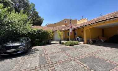 Casa en arriendo en Las Condes