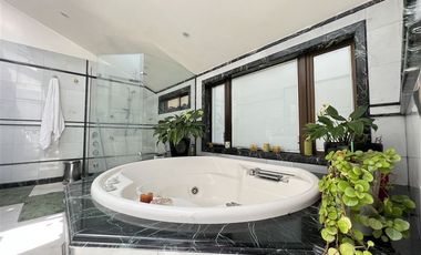 Casa en arriendo en Las Condes