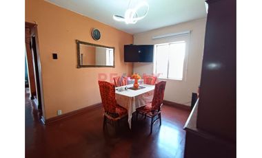 Venta Casa  3 Pisos Incluye Departamento Independiente