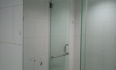 Best Pool & City View Apartment Waterplace Surabaya