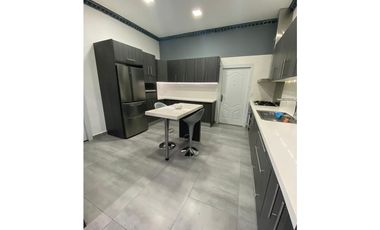 ALQUILER CASA SEMI AMOBLADA ALTOS DE PANAM