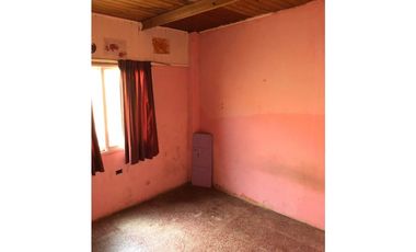 CISNEROS 5459, entre cetigne y Rucci, Isidro Casanova