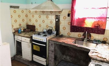 CISNEROS 5459, entre cetigne y Rucci, Isidro Casanova