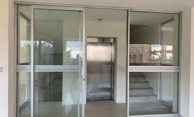 Edificio en renta en Xalapa zona Arco Sur