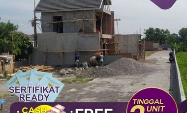 ( Perumahan Strategis ) Rumah 2 Lantai Fasilitas Serba Modern