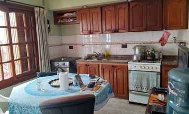 Triplex en venta en Quilmes Oeste