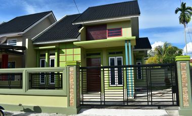 RUMAH FULL PAGAR HARGA MURAH LOKASI TENGAH KOTA PEKANBARU